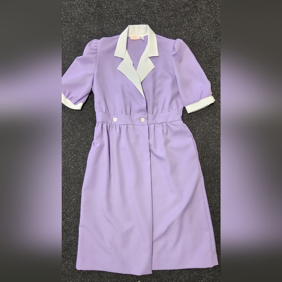 60s 70s Era Vintage Lilac Lady Carol polyester crossover button dress - Picture 3 of 10